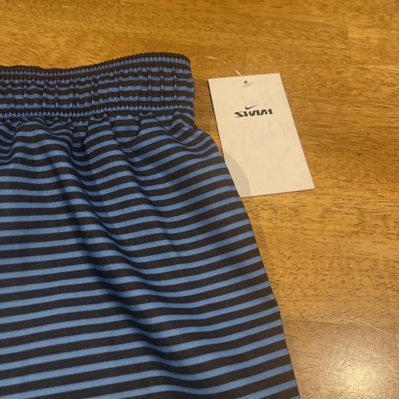 Nike Swim Men's Horizon Stripe 9" Medium Short Ghost Green NESSC616 387 New Tags - Picture 2 of 5